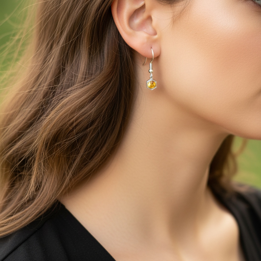 Zilveren oorbellen met zeer kleine zetting