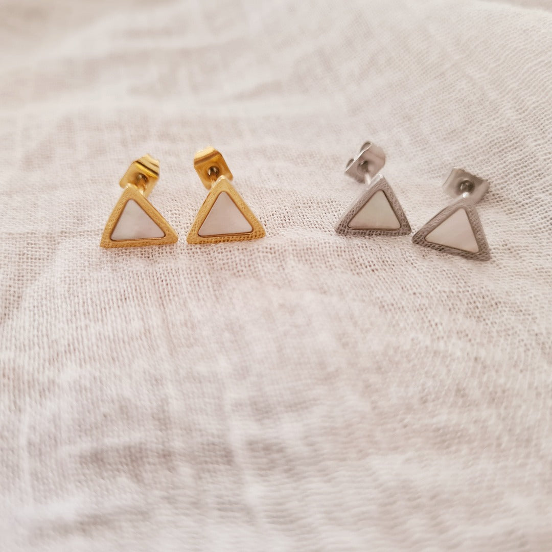 Zilverkleurige driehoekstekers met parelmoer inleg