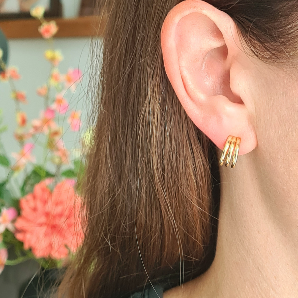 Welke oorbellen zijn geschikt voor gevoelige oren?