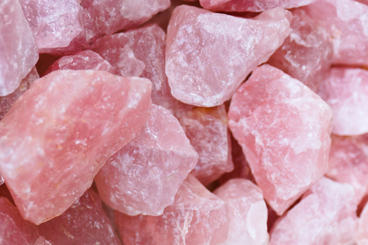 Love yourself, draag rozenkwarts