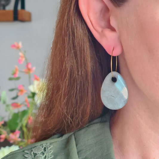 Ringen met mooie grote grijze steen in goud of zilver