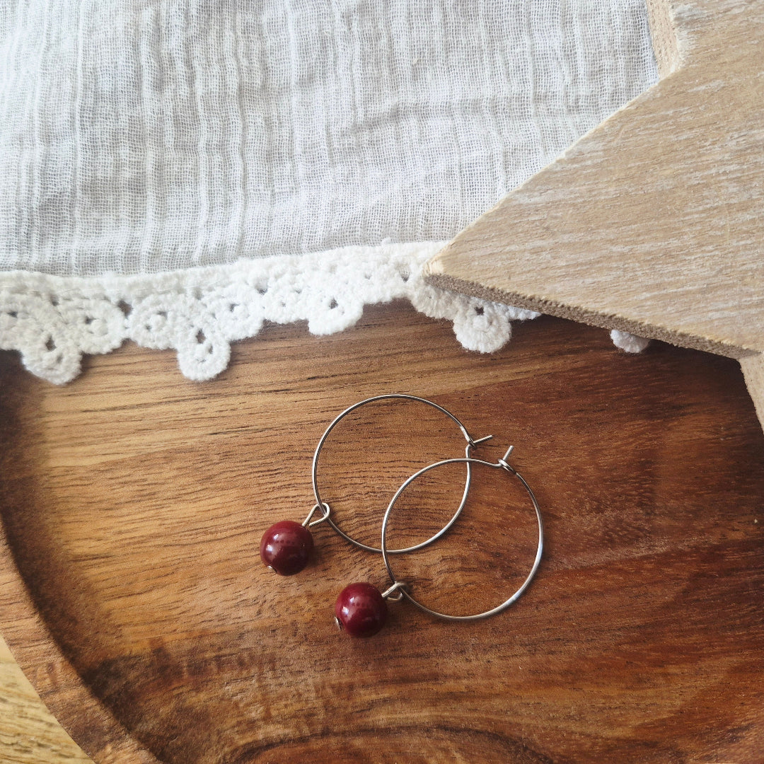 Zilveren ringen bordeaux rode kraal stainless steel nikkelvrij