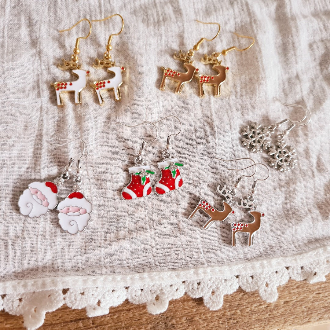 Kerst oorbellen zilver kerstsok