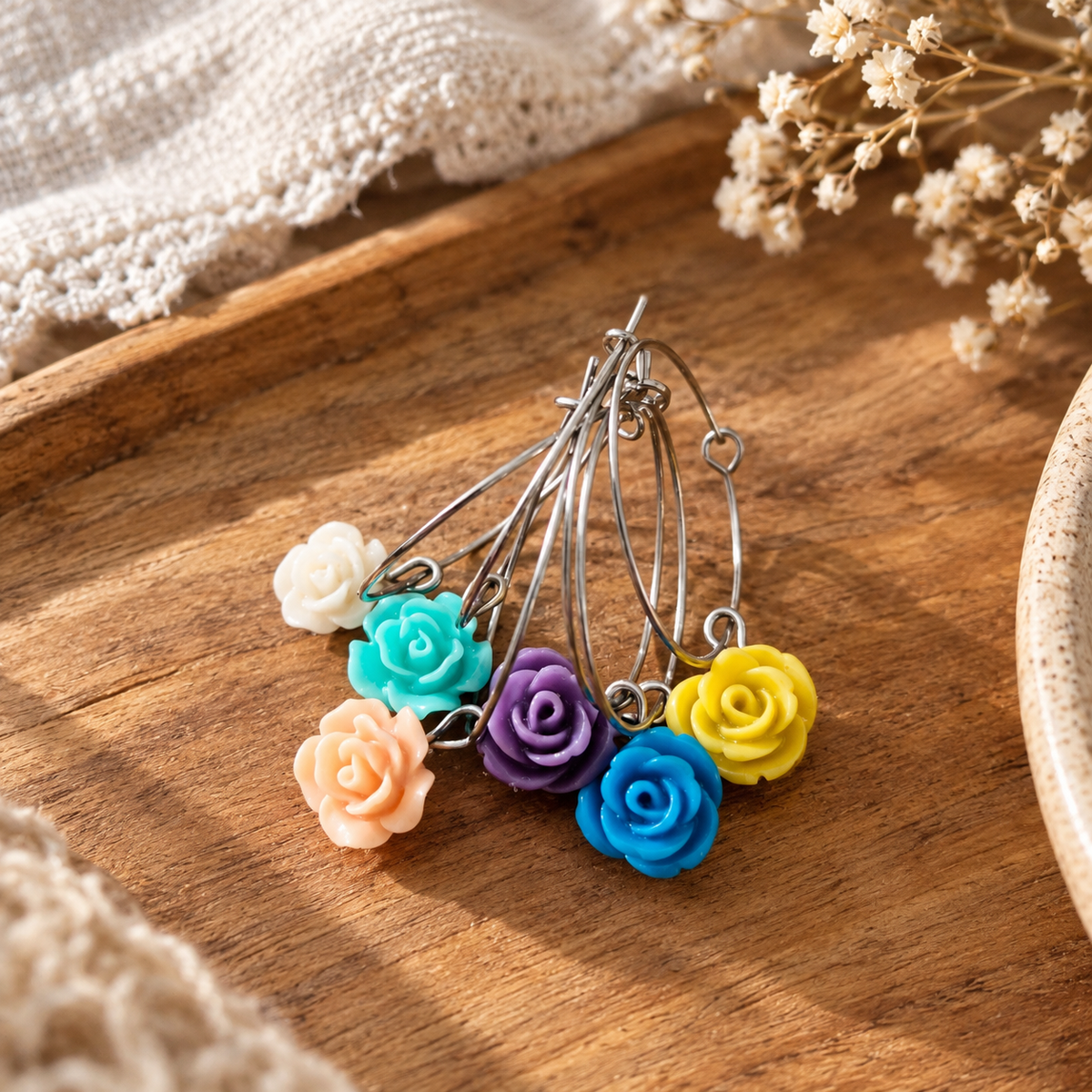stainless steel ringetjes met resin roosbedel in 6 kleuren mint blauw groen creme roze paars