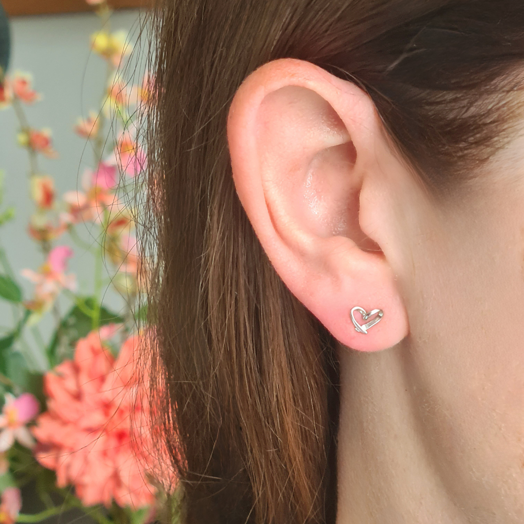 Kleine zilveren hartjes oorbellen met rhodiumlaag Little Suzies