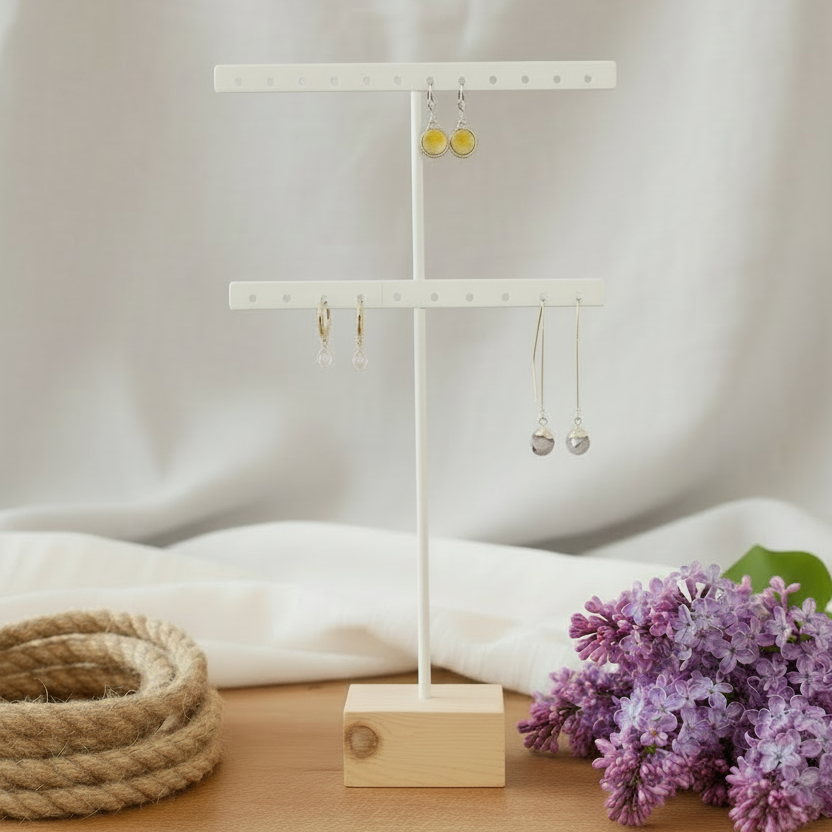 Wit T-vormig oorbellenrek met houten voet voor oorbellen opslag