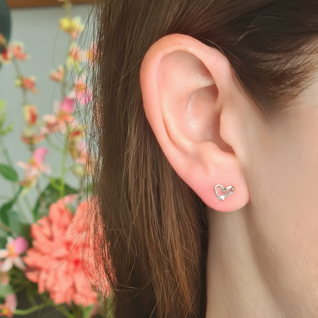 Zilveren hartjes oorbellen natuurlijk