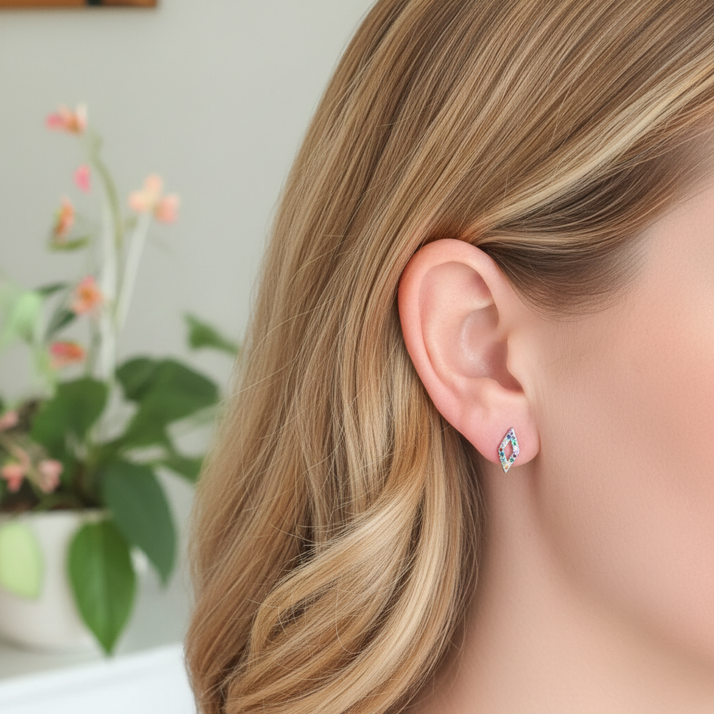 Zilveren stekers met multicolor steentjes - ander model, juiste oorbel