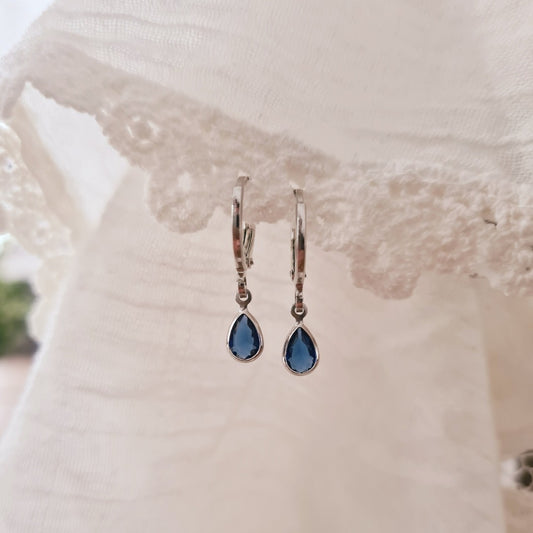 Ringetjes i'll stand by you zilver met blauw steentje